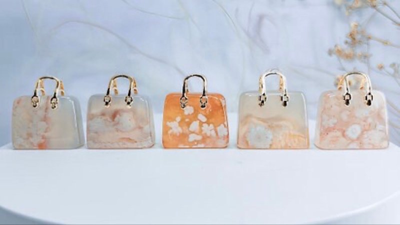 [Sakura Stone Tote Bag] Beautiful cherry blossom agate ornaments can be hung as keychain pendants - Charms - Crystal 