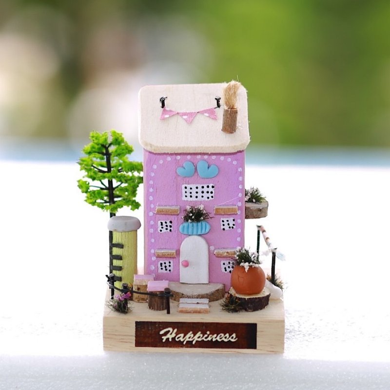 Little house with shed roof (Pink) - Items for Display - Wood Pink