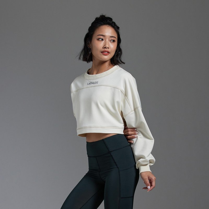 短版LOGO印花上衣 (米色) - 女上衣/長袖上衣 - 聚酯纖維 