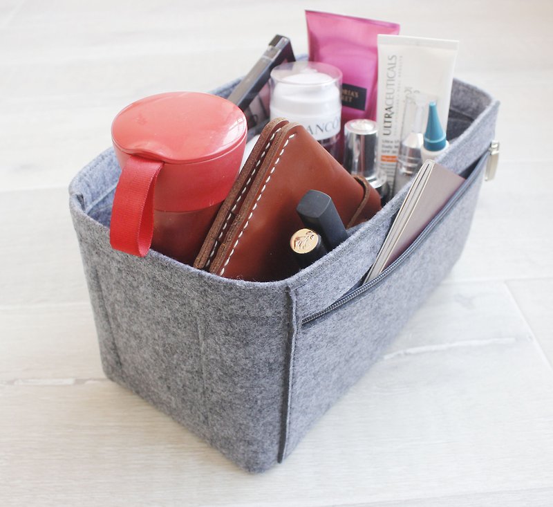 Bag-in-bag storage bag divider bag cosmetics storage cosmetics storage compartment inner bag 187 - Toiletry Bags & Pouches - Polyester 