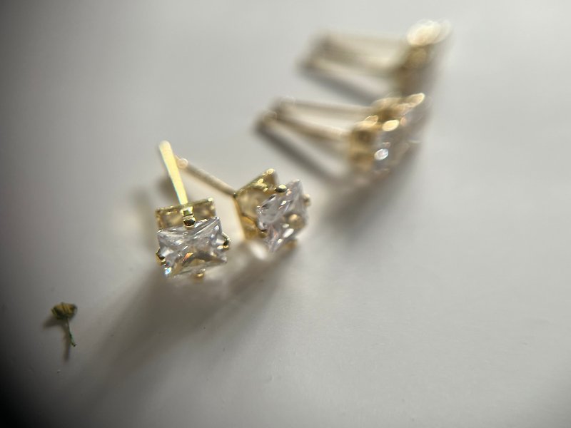 French Classic Series-Unnamed #32 (Chinese square diamond model) - Earrings & Clip-ons - Copper & Brass Multicolor
