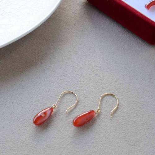 天然　赤珊瑚 デザインピアス　k18 No988 天然◇赤珊瑚K18 ピアス | iichi 日々の暮らしを心地よくする
