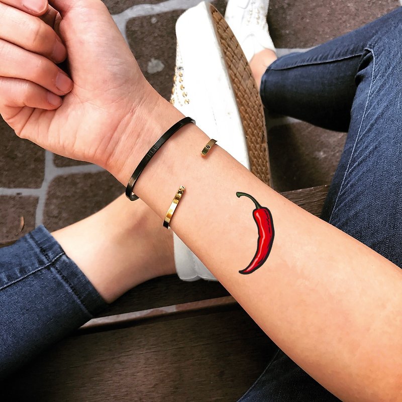 Chili Pepper Temporary Fake Tattoo Sticker (Set of 2) - OhMyTat - Temporary Tattoos - Paper Red
