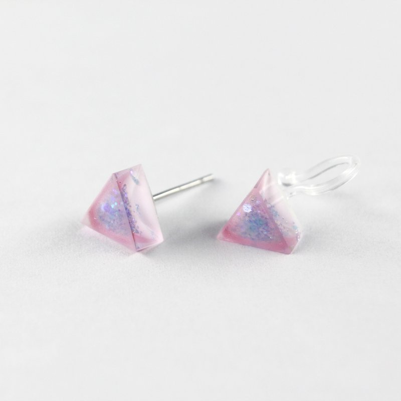 舞池憧影 / 樹脂耳環 - 單隻 / 三角形 粉紅 水藍 亮片 - 耳環/耳夾 - 樹脂 粉紅色