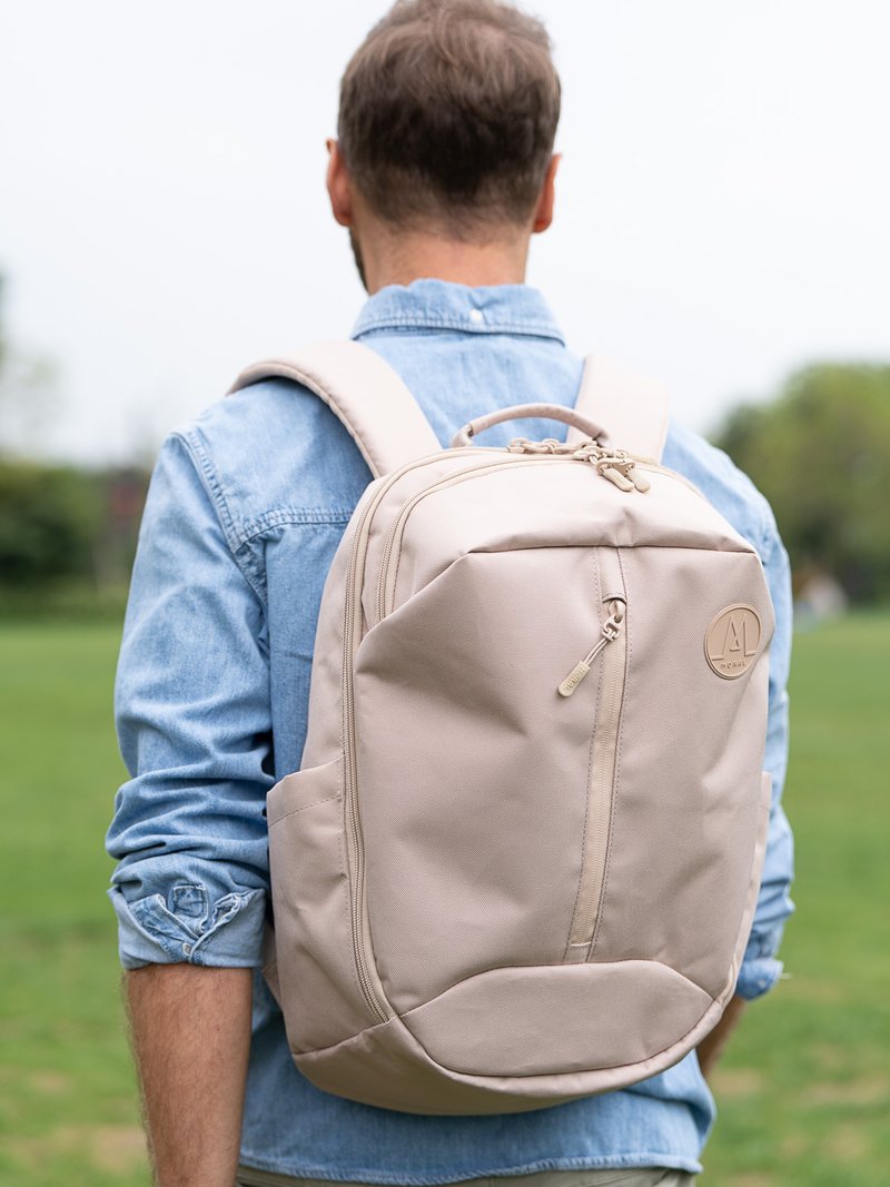 Umago Stag I Backpack 21L - กระเป๋าเป้สะพายหลัง - วัสดุอีโค 