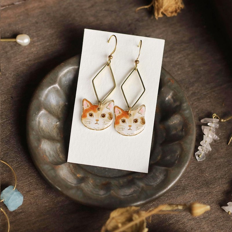 Mini Animals Handmade Earrings - Three Cats Small Geometry Can Change Clips - Earrings & Clip-ons - Resin Brown