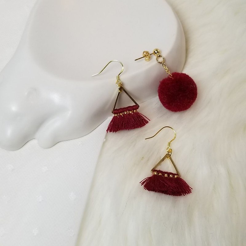 Little golden triangle with red fringe and pom pom (3 for 1 set) - Earrings & Clip-ons - Sterling Silver Red