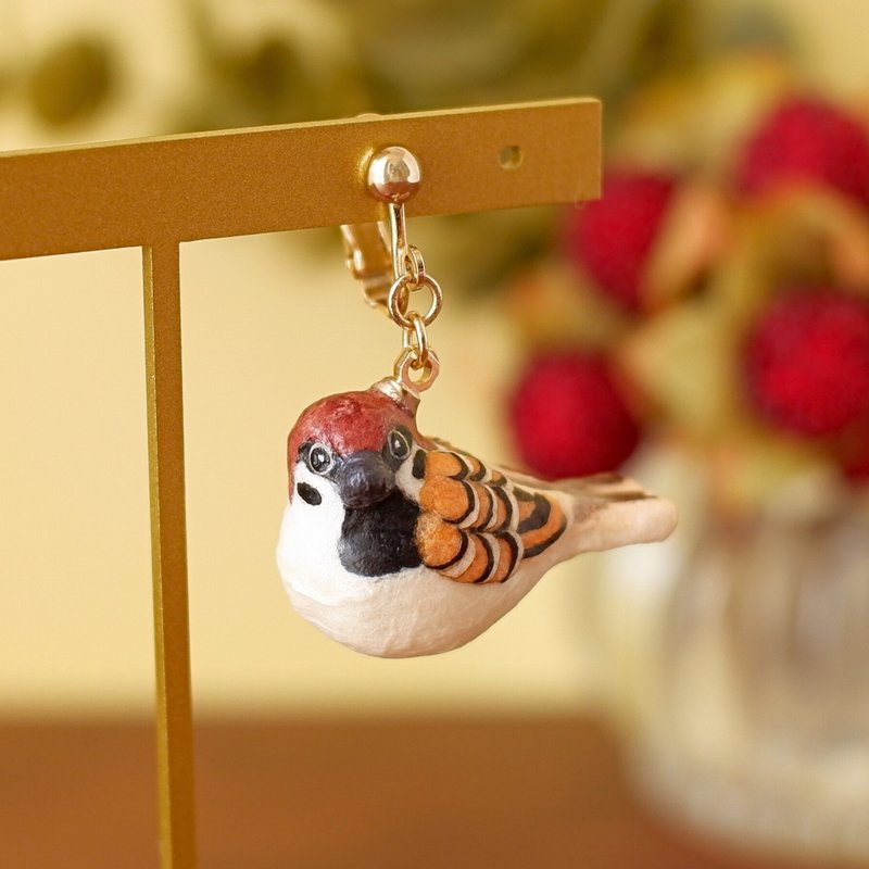 Washi Paper Accessories Earrings/Posts Sparrow Wild Bird Ornithology - ต่างหู - วัสดุอื่นๆ สีนำ้ตาล