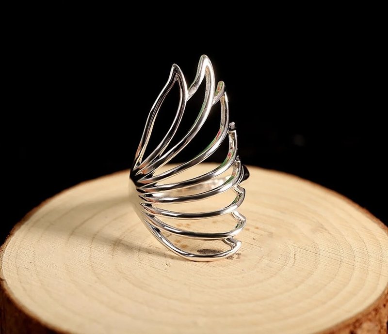 Exaggerated Hollow Wide Rings for Women Abstract Feather Rings Personalized - 戒指 - 寶石 銀色
