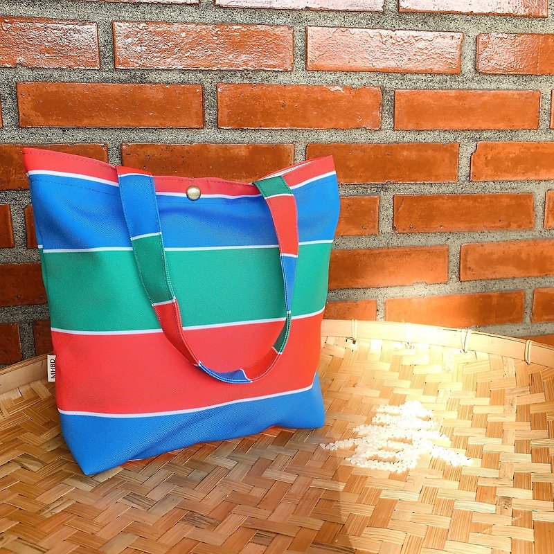 Anti-splashing universal bag-nostalgic retro qizhi bag - Handbags & Totes - Polyester Multicolor