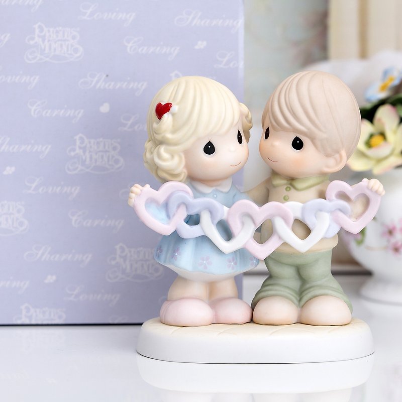 Precious Moments 2007 Couple Lover Porcelain Dolls Heart to Heart - Stuffed Dolls & Figurines - Porcelain 