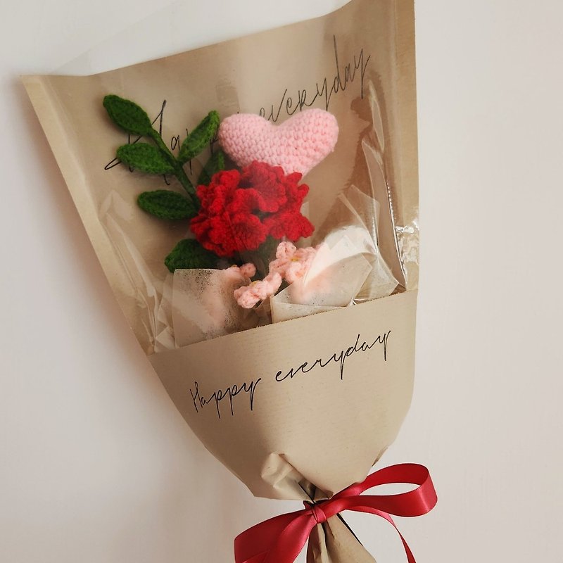 Hand-woven carnation Mother's Day gift wool bouquet carnation mobile phone hanging chain - ช่อดอกไม้แห้ง - ผ้าฝ้าย/ผ้าลินิน 