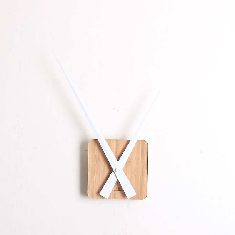LOO DIY Wall Clock . Bamboo . White - Clocks - Acrylic Transparent