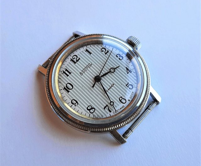 ボストーク 17 宝石巻き上げメンズ腕時計ソ連 - ソビエト機械式腕時計