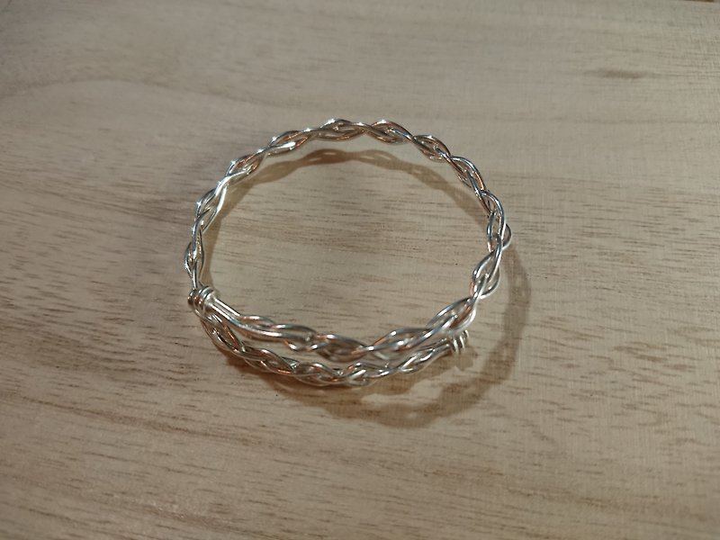 Sterling silver handmade 925 silver wire braided bracelet four-line weave - สร้อยข้อมือ - เงิน สีเงิน