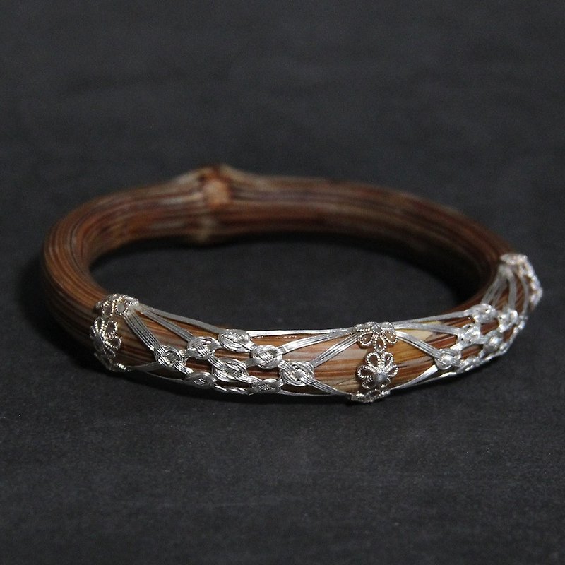 Nine plum blossoms, old wind rattan bracelet, handmade rare medicinal rattan, 999 Silver silk traditional craftsmanship - Bracelets - Wood 