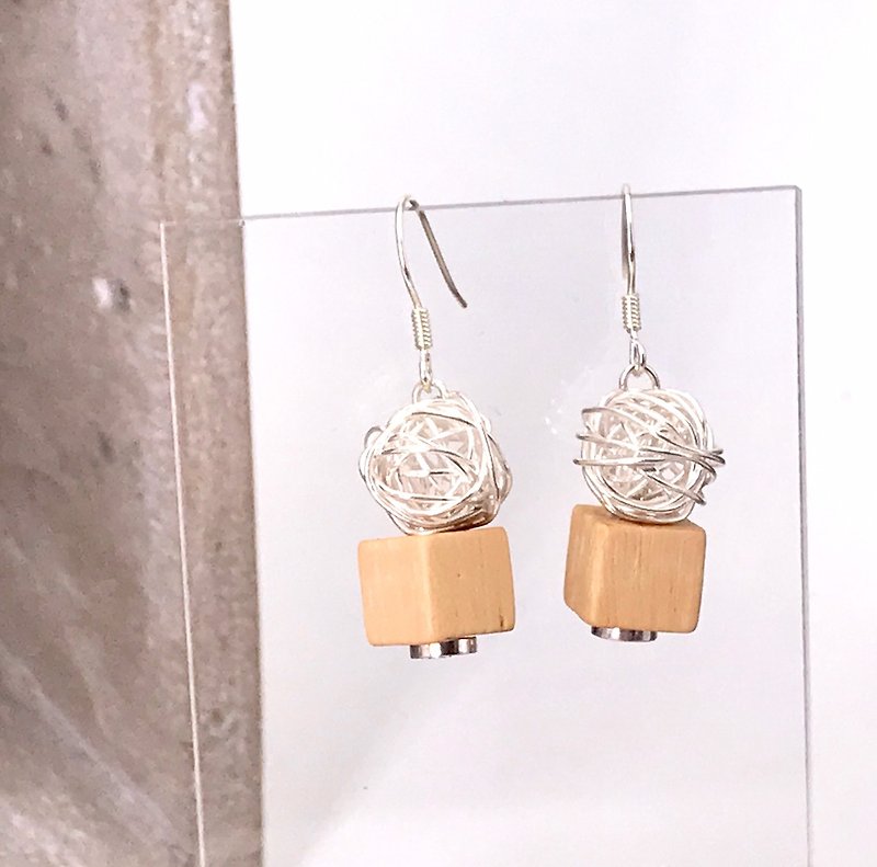 E61002(LIGHT WOOD) The Bather Wooden & Silver 925 Earrings - Earrings & Clip-ons - Wood Brown