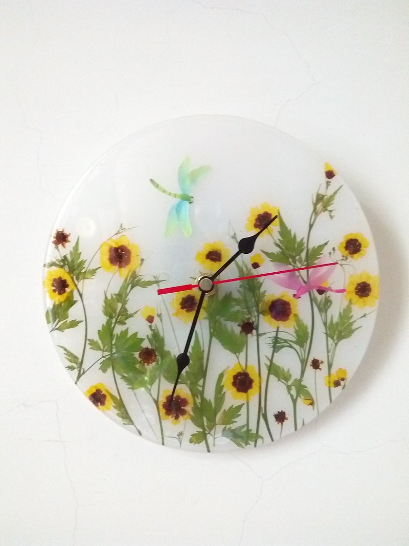 Dry Flowers, Pressed Flowers, Flowers Wall Clock - นาฬิกา - อะคริลิค สีเหลือง
