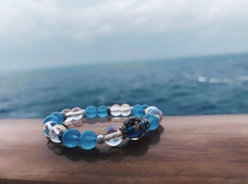 [Glass Series] Blue Chalcedony Glazed Bead Bracelet - สร้อยข้อมือ - กระจกลาย สีน้ำเงิน