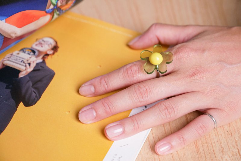 Flower puff Flower Puff- Ring - General Rings - Acrylic Multicolor