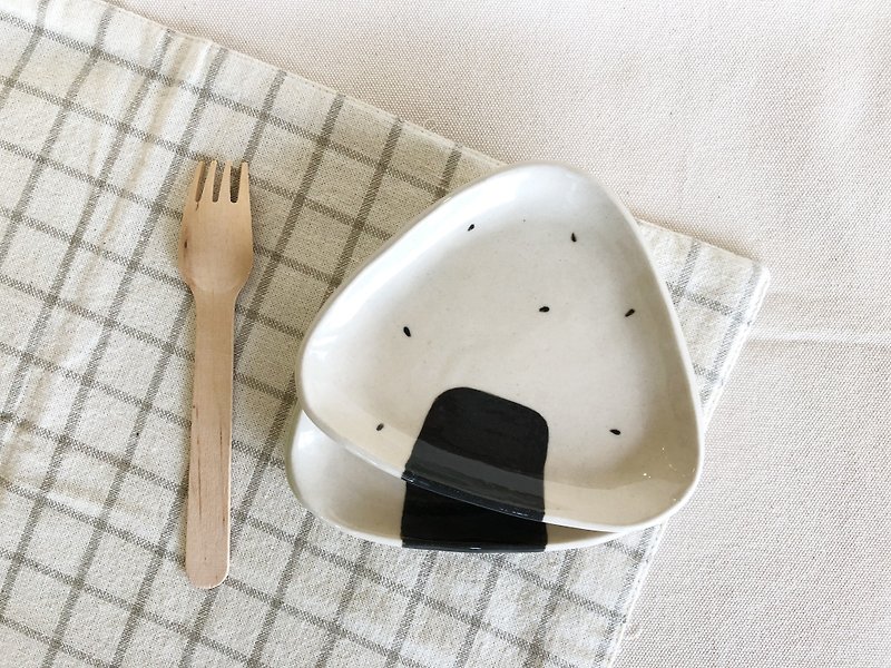 手作飯糰造型盤 - 中 - 盤子/餐盤/盤架 - 瓷 白色