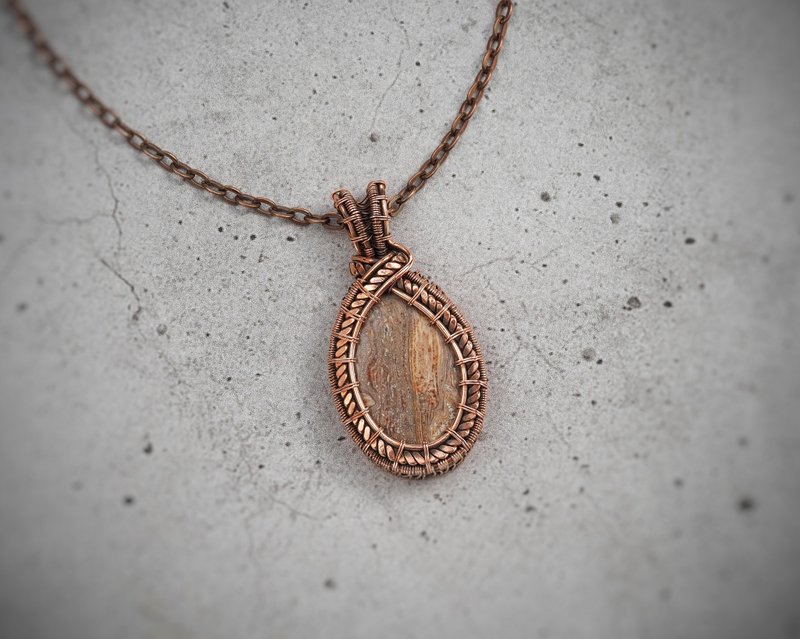 Jasper pendant Antique style art necklace Wire wrapped artisan copper jewelry - สร้อยคอ - เครื่องเพชรพลอย สีนำ้ตาล