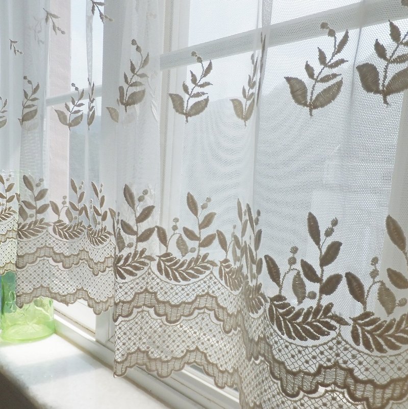 Vintage Embroidered Lace Window Valance Curtain - Items for Display - Polyester 