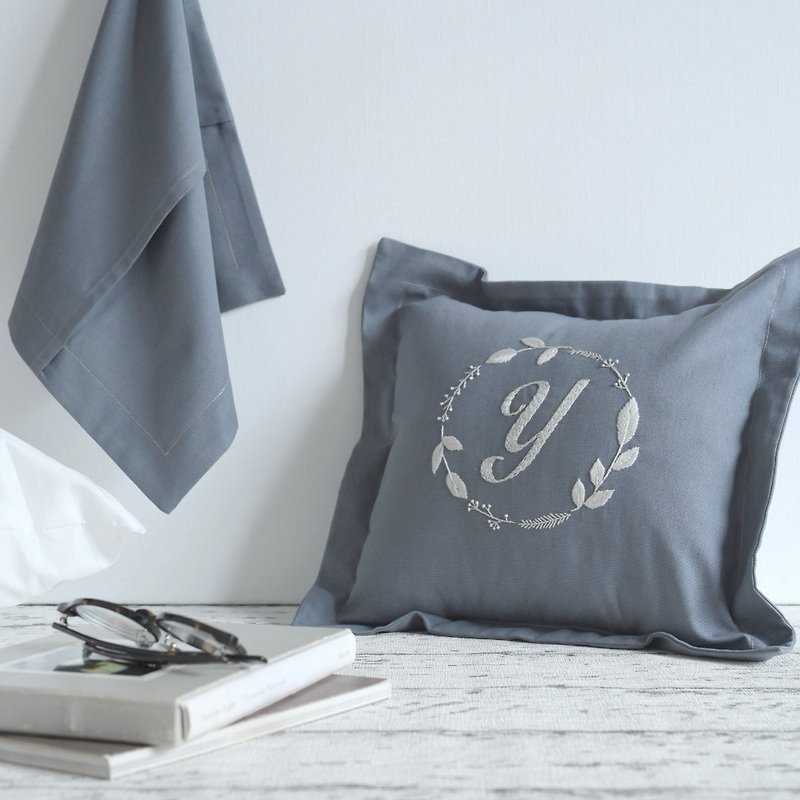 European-style wide-brimmed embroidered throw pillowcase material pack Optional letters to write your name! - เย็บปัก/ถักทอ/ใยขนแกะ - ผ้าฝ้าย/ผ้าลินิน 