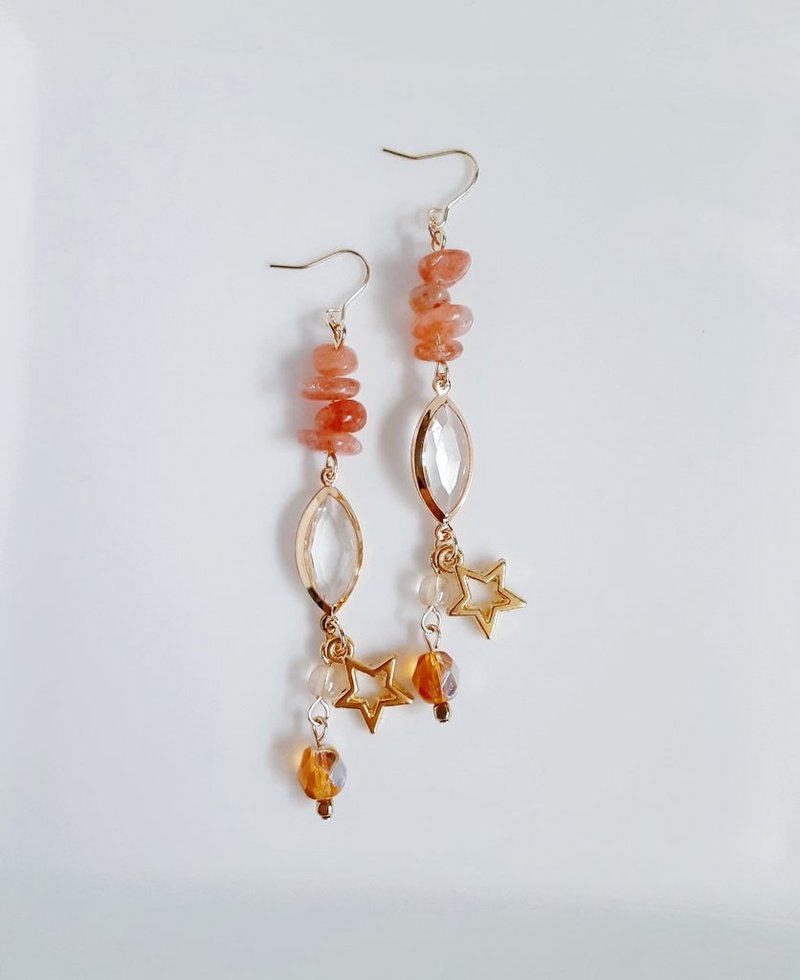 Lovely star-shaped Acrylic frame stone and sunstone long earrings Sunset orange Natural stone Birthday gift Nikko stone Hypoallergenic earrings or Clip-On can be changed - ต่างหู - เครื่องประดับพลอย สีส้ม