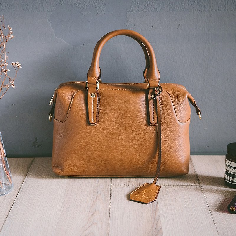 Elegant genuine leather Boston bag 22245 Brown - กระเป๋าแมสเซนเจอร์ - หนังแท้ สีส้ม