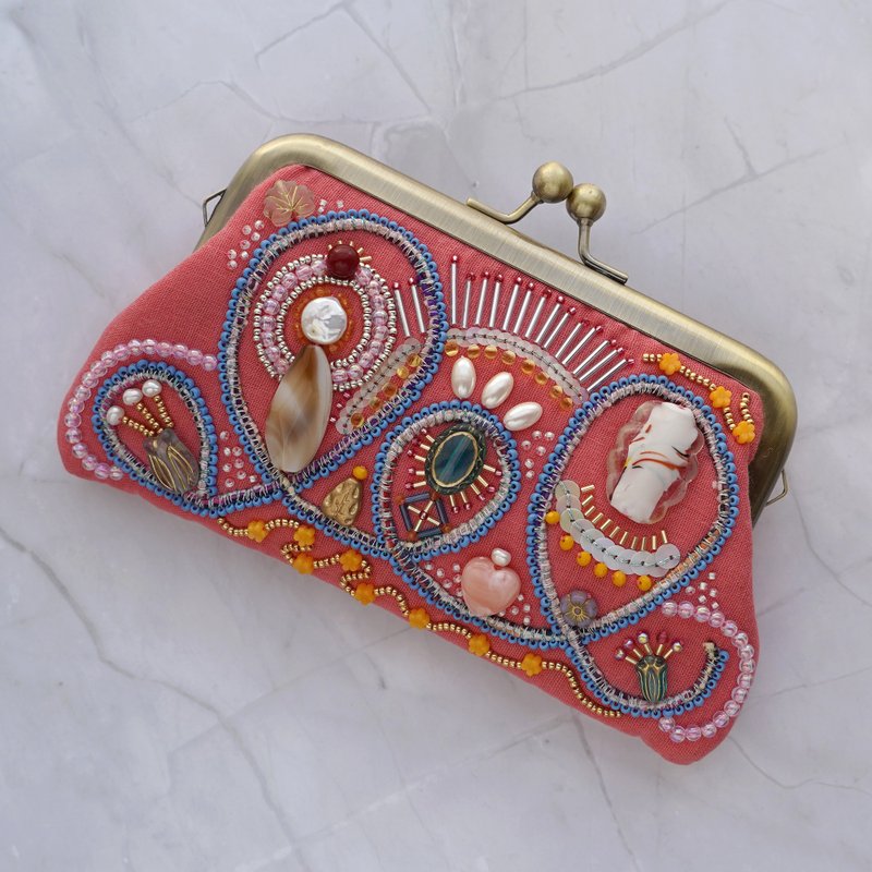 ビーズ刺繍のがま口 No.4 オレンジ ガーゼ素材 マチなしポーチ カード収納可 手刺繍 一点もの ギフトに - 化妝包/收納袋 - 棉．麻 橘色