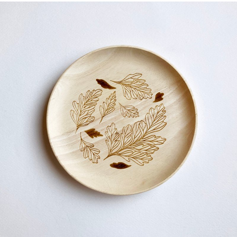 Fern Pattern Wooden Plate - Large - Davallia griffithiana - จานและถาด - วัสดุอื่นๆ สีนำ้ตาล