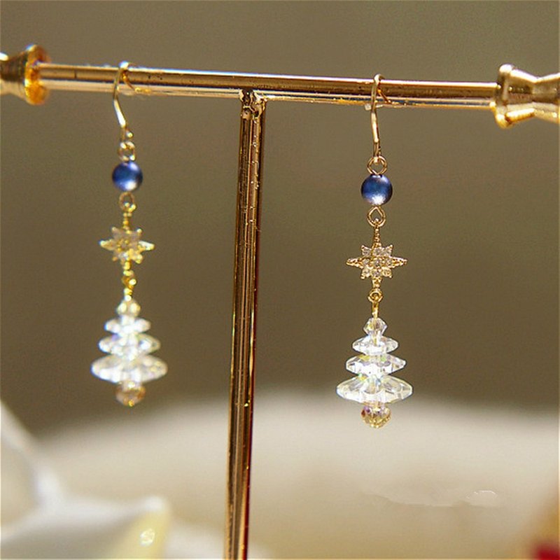 [Autumn and Winter New Fashion] Luminous Christmas Tree Swarovski Diamond Crystal Star 14k Gold Earrings Earrings - Earrings & Clip-ons - Crystal White