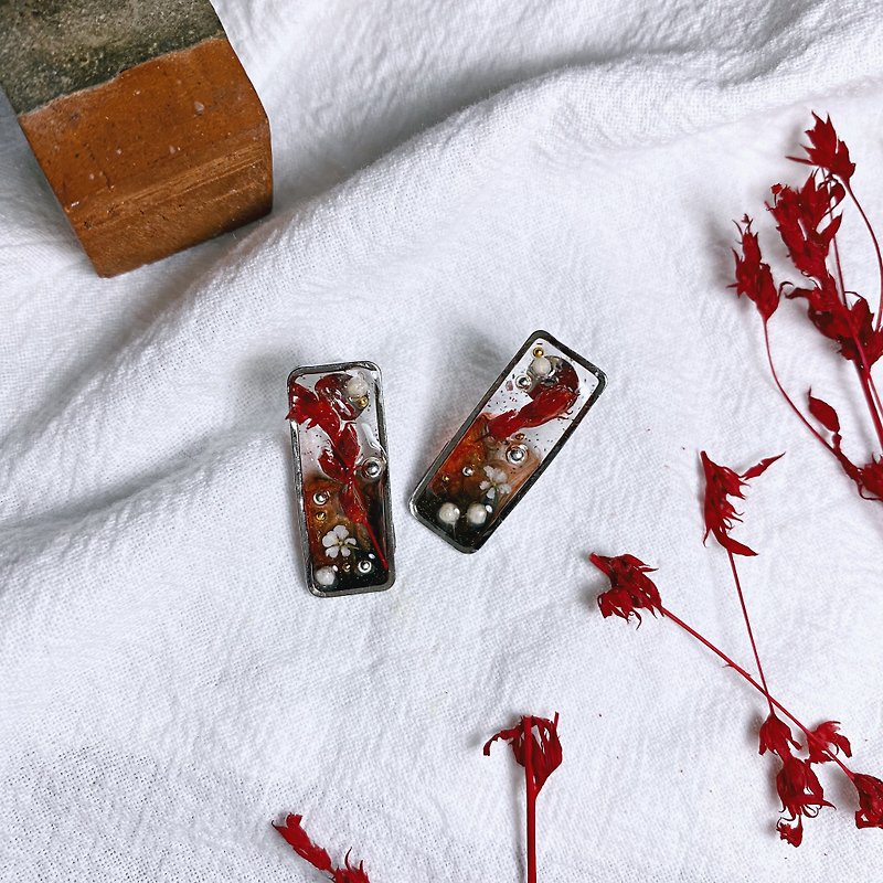 Fox Charm | Ouhua handmade earrings - ต่างหู - พืช/ดอกไม้ 
