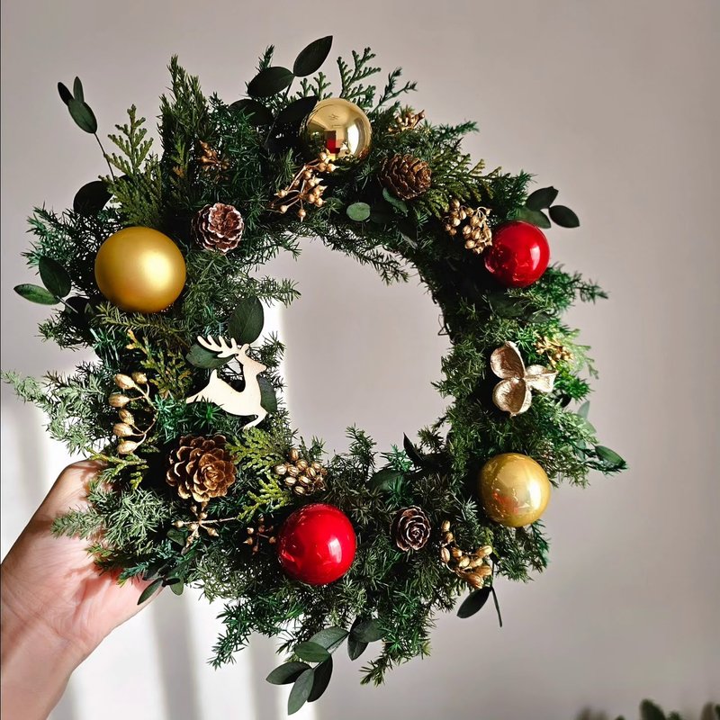 Winter Blessings Christmas Wreath - Dried Flowers & Bouquets - Plants & Flowers Green