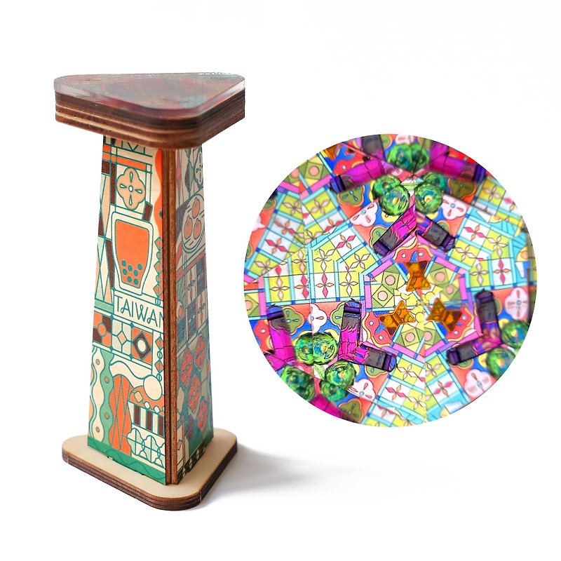 【Play with kaleidoscope】Taiwan Flower Window Treasure Hunt - DIY / Wooden Kaleidoscope / Taiwan Attractions - Items for Display - Wood Multicolor