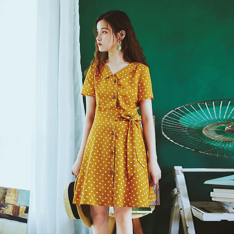 2018夏季新款女裝波點繫腰帶連身裙洋裝 - 連身裙 - 其他材質 黃色