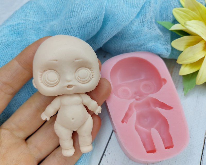 Silicone mold of doll size 7,4x4,2 cm/ 2,9x1,6 inch for clay chocolate fondant - 其他 - 矽膠 紅色