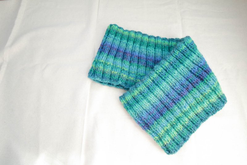 Araignee gradient color matching scarf / blue-green gradient scarf / elegant and bright - ผ้าพันคอ - กระดาษ สีเขียว
