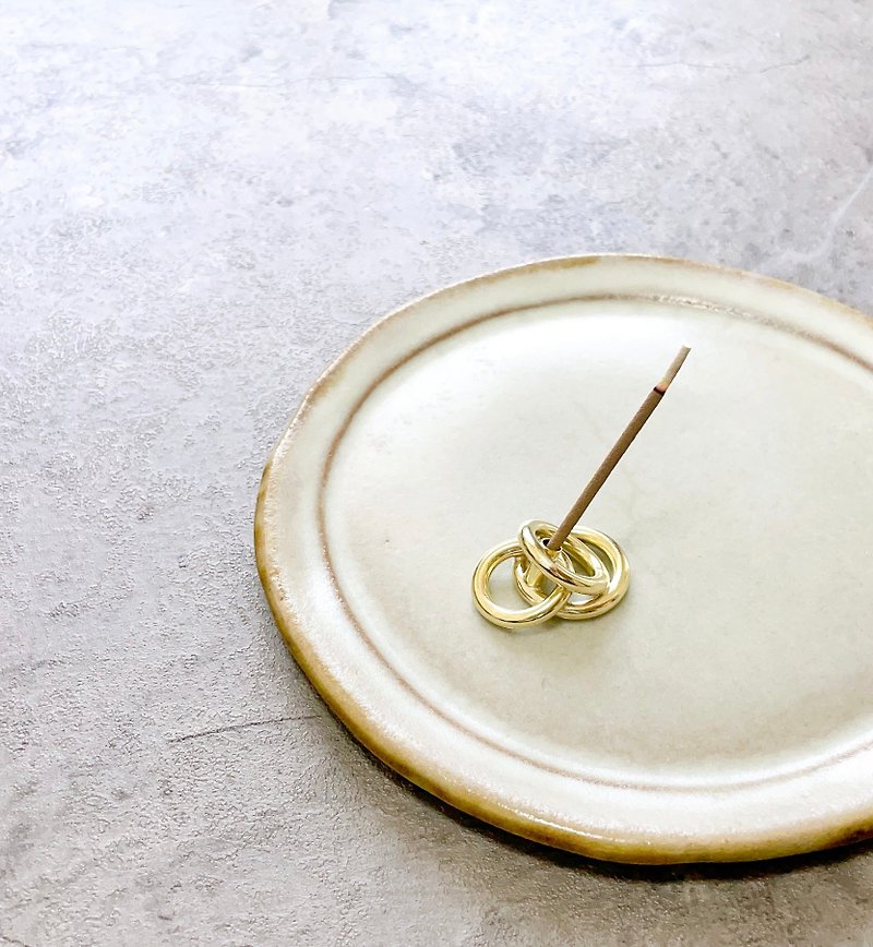 Rings ring incense holder - Fragrances - Copper & Brass Gold