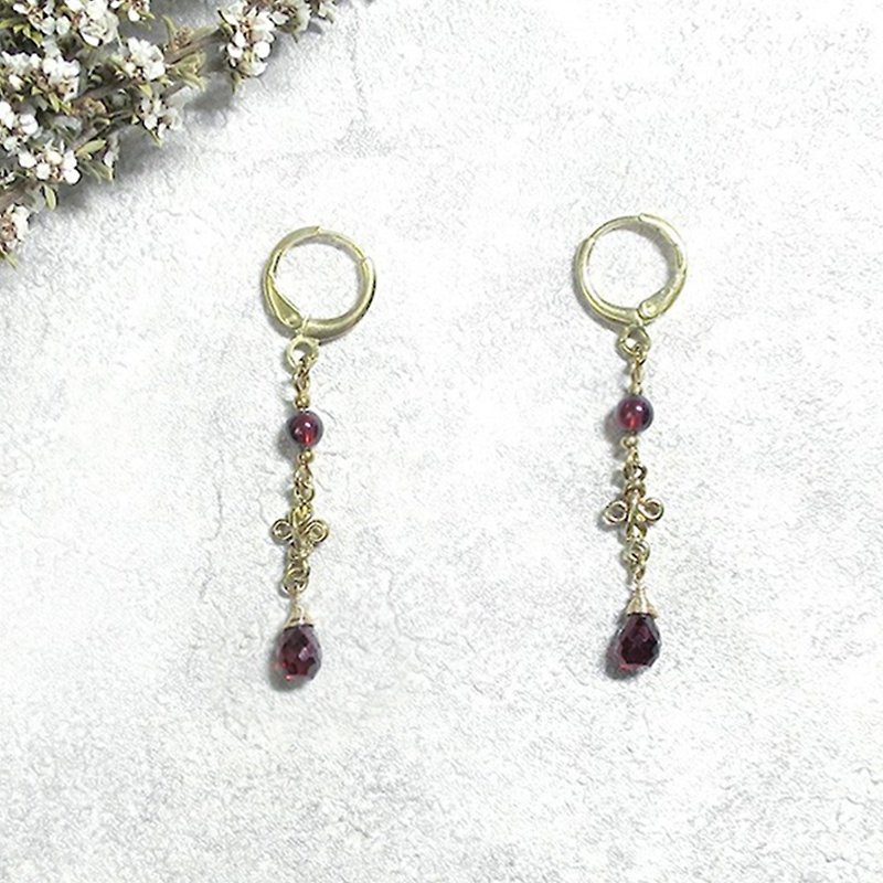 VIIART. Sturdy. Bronze Stone earrings - can be changed cramping distant river - Yellow - Earrings & Clip-ons - Gemstone Red