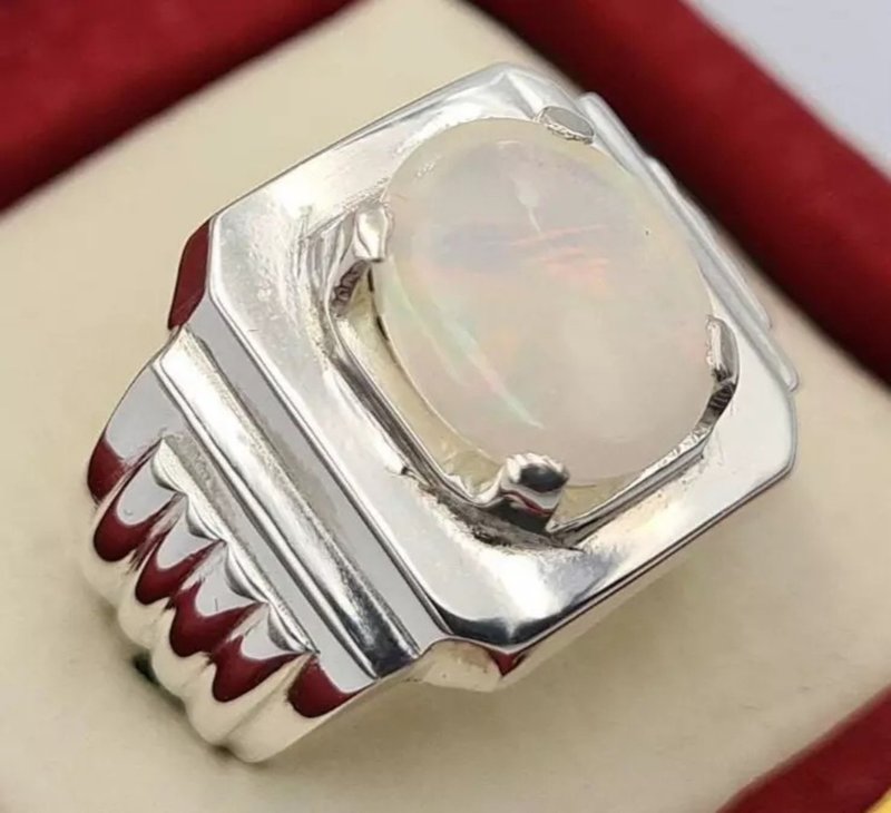 opal ring natural white opal australian handmade jewelry sterling silver ring - 戒指 - 寶石 白色