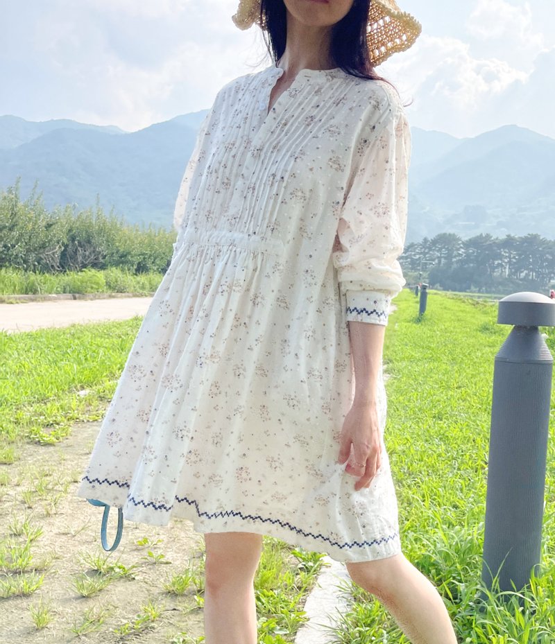 Joanne Mini Dress - White Floral Embroidery - 洋裝/連身裙 - 棉．麻 白色