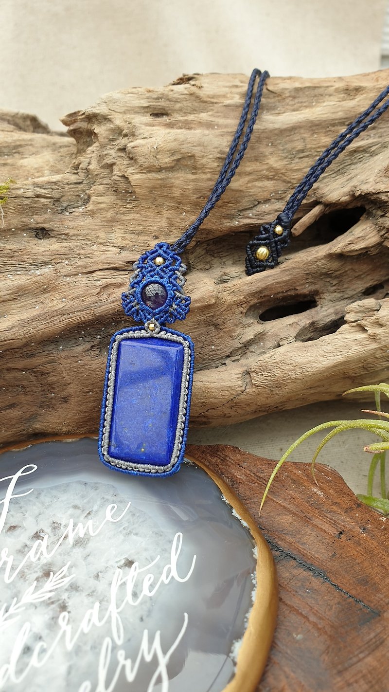 LL01 Lapis Lazuli macrame Necklace - Necklaces - Other Materials Blue