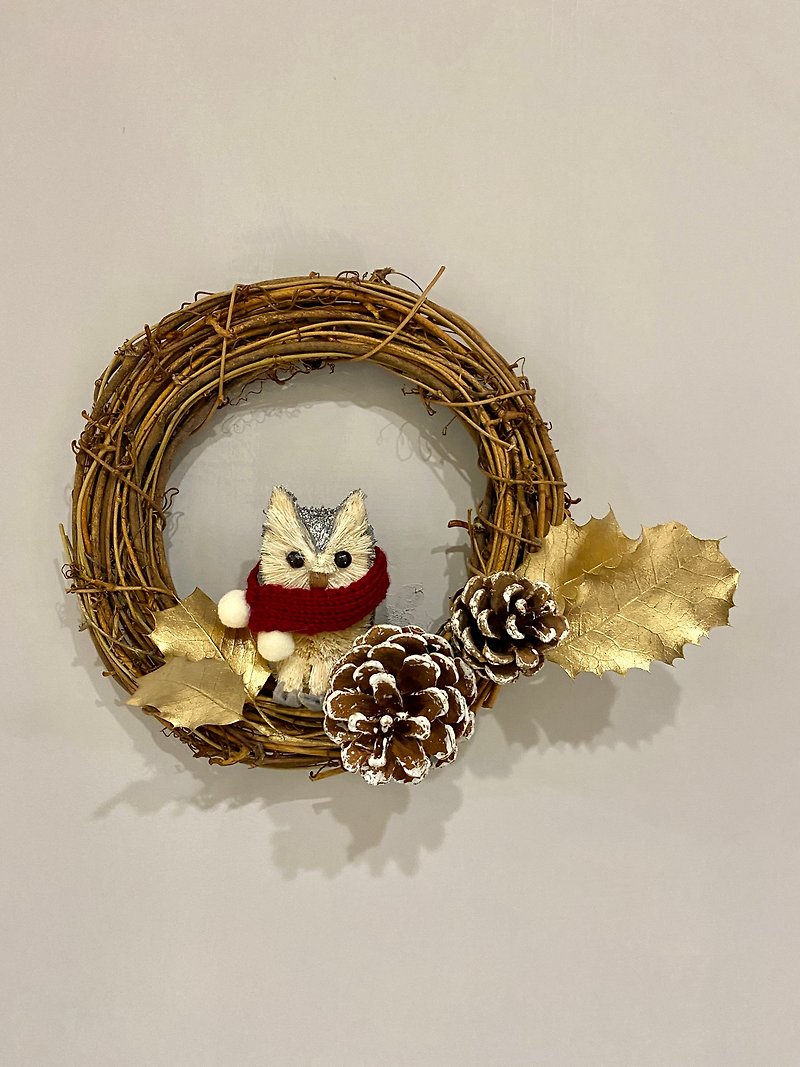 Owl Christmas Wreath Exchange Presents - ของวางตกแต่ง - วัสดุอื่นๆ สีนำ้ตาล