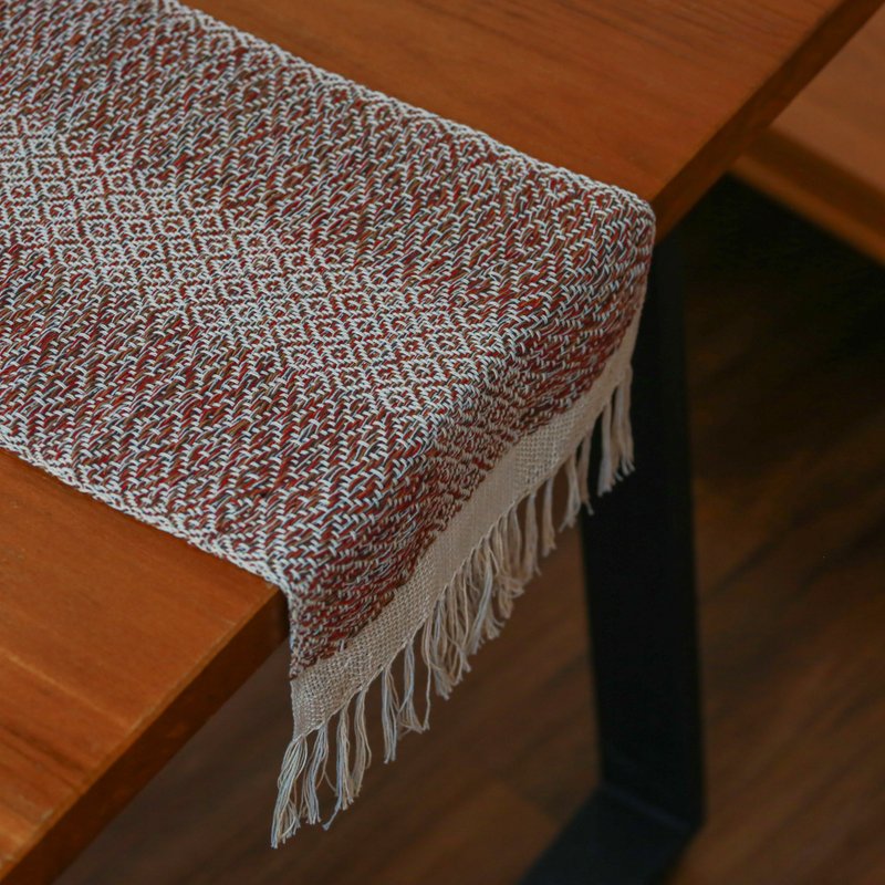 Guardian's Eye/Seediq Handwoven Table Runner/Crimson Red - Items for Display - Cotton & Hemp Multicolor