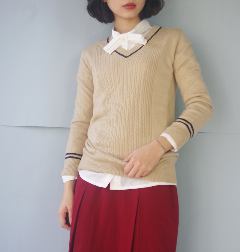 Treasure hunt vintage - temperament light v-neck twist thin knit top - Women's Sweaters - Polyester Khaki