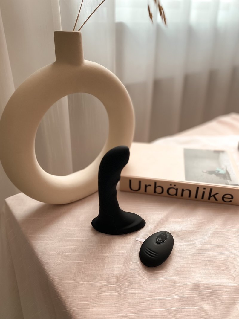 WINYI 黑豹 Black Panther 兩用後庭按摩棒 - 情趣用品 - 其他材質 黑色