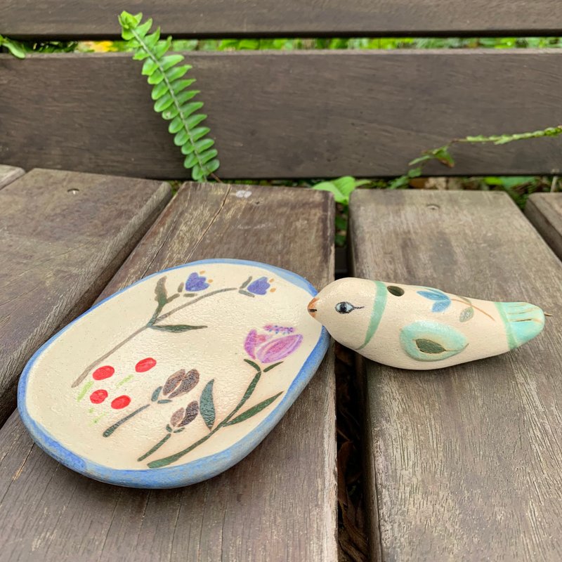 A Lu - 鳥及陶盤一組/花器/擺飾/擴香器/手做手繪 僅此一 - 擺飾/家飾品 - 陶 多色