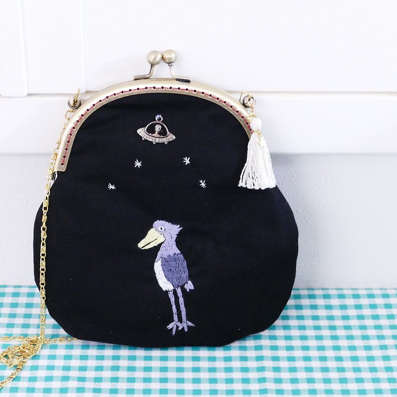 Embroidered shoulder embroidery taken to UFO - Messenger Bags & Sling Bags - Cotton & Hemp Black